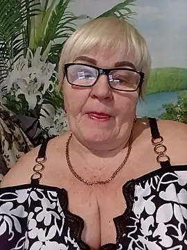 VioletSweet5566 online show from 11, 2, 2026