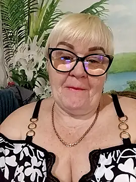 VioletSweet5566 online show from 14, 2, 2026