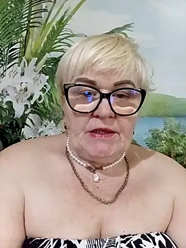 VioletSweet5566 online show from 26, 4, 2026
