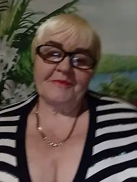 VioletSweet5566 online show from 15, 11, 2025