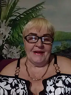 VioletSweet5566 online show from 28, 11, 2025