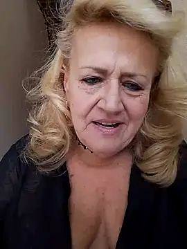 Snapshot of Belladama61 chatting on 23, 9, 2025 Belladama61 online show from 23, 9, 2025