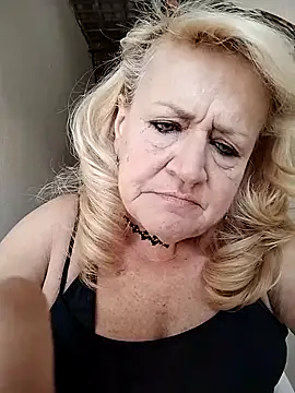 Snapshot of Belladama61 chatting on 21, 9, 2025 Belladama61 online show from 21, 9, 2025