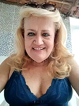 Snapshot of Belladama61 chatting on 21, 11, 2025 Belladama61 online show from 21, 11, 2025