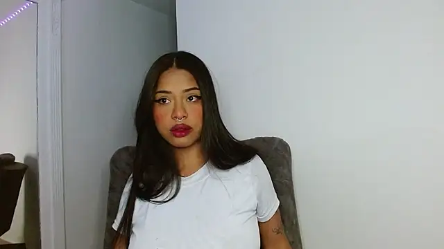 reina reina online show from 13, 1, 2026