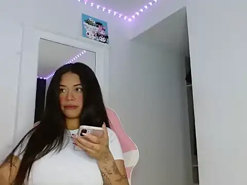 reina reina online show from 30, 11, 2025