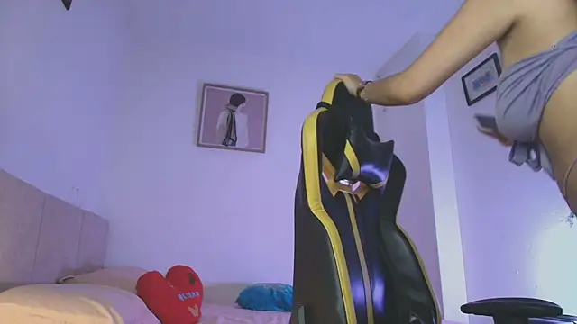 Snapshot of Julieta92_ chatting on 3, 6, 2026 Julieta92 online show from 3, 6, 2026