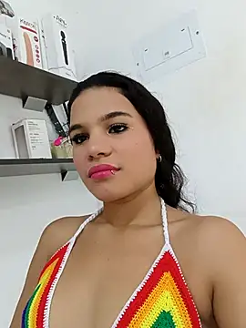 Little-Pussy-Sweet online show from 21, 10, 2025