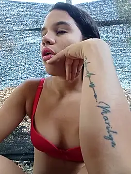 Little-Pussy-Sweet online show from 16, 9, 2025