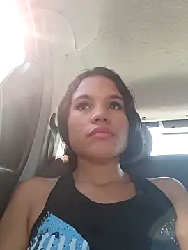 Little-Pussy-Sweet online show from 9, 9, 2025