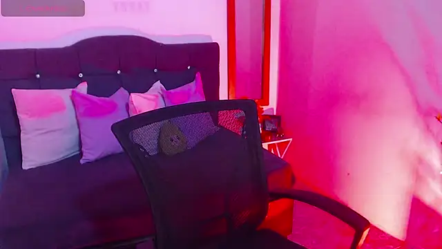 SamantaSweett  online show from 26, 11, 2025