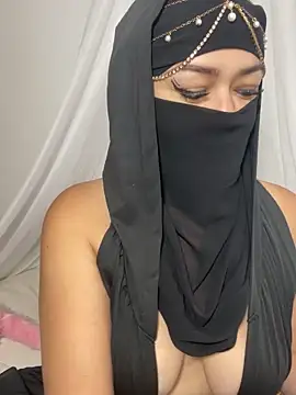 Amyraa  online show from 20, 9, 2025