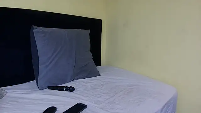 ThickTemptress18 online show from 6, 11, 2025