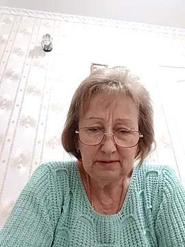 AlikaSwan5821 online show from 21, 2, 2026