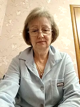 AlikaSwan5821 online show from 22, 2, 2026