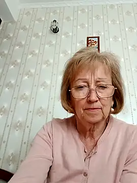 AlikaSwan5821 online show from 28, 9, 2025