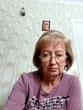 AlikaSwan5821 online show from 29, 9, 2025