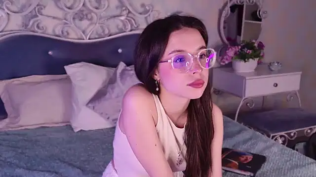 LANA MILANO online show from 28, 9, 2025