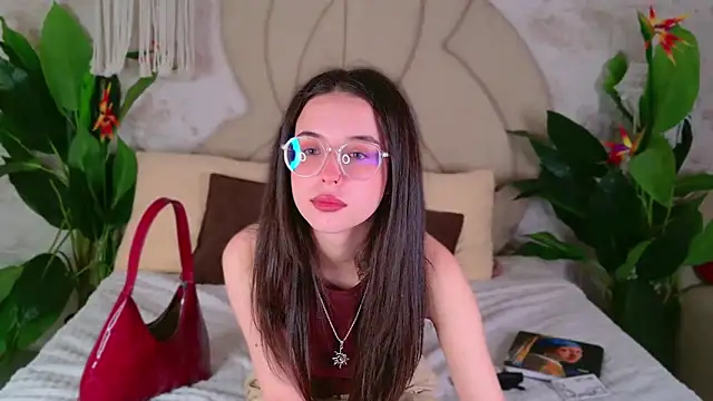 LANA MILANO online show from 4, 10, 2025