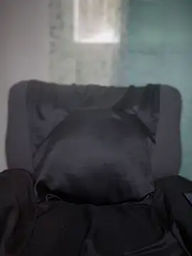  foreigntitts online show from 27, 10, 2025