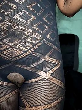  foreigntitts online show from 9, 10, 2025