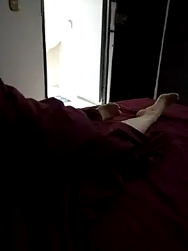 Hot bella28 online show from 29, 9, 2025