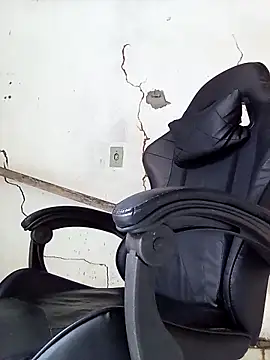 moreno25centimetro online show from 9, 2, 2026