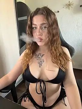 MikssMolly online show from 28, 5, 2026