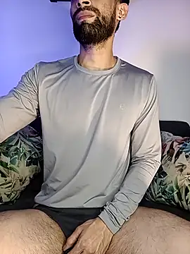 Enzo-wolf33 online show from 4, 10, 2025