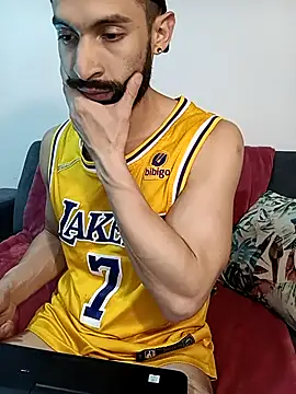 Enzo-wolf33 online show from 7, 10, 2025