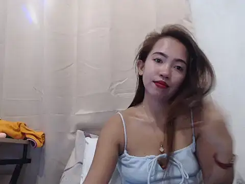 Snapshot of yourloving_maris chatting on 4, 10, 2025 yourloving maris online show from 4, 10, 2025