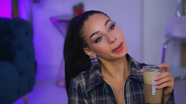 NinaSolenne online show from 29, 11, 2025