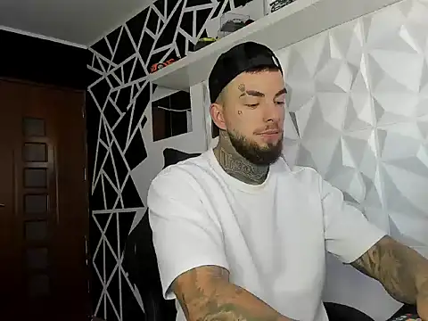 Chrisjordan66 online show from 22, 10, 2025