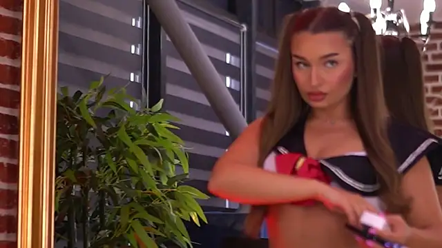 MillaSerene online show from 25, 10, 2025