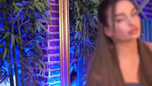 MillaSerene online show from 1, 12, 2025