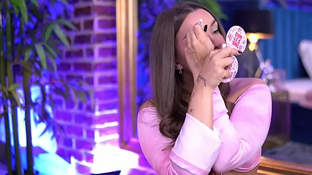 MillaSerene online show from 20, 11, 2025