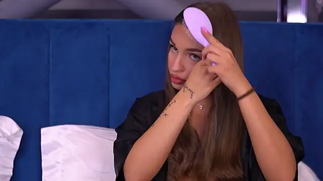 MillaSerene online show from 24, 10, 2025