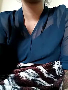 Snapshot of lovelysona11 chatting on 5, 12, 2025 lovelysona11 online show from 5, 12, 2025