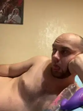 LuckyGirlfriends online show from 7, 1, 2026