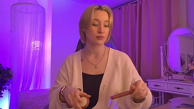 Snapshot of CinBellamy chatting on 28, 2, 2026 CinBellamy online show from 28, 2, 2026