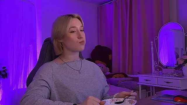 Snapshot of CinBellamy chatting on 25, 2, 2026 CinBellamy online show from 25, 2, 2026