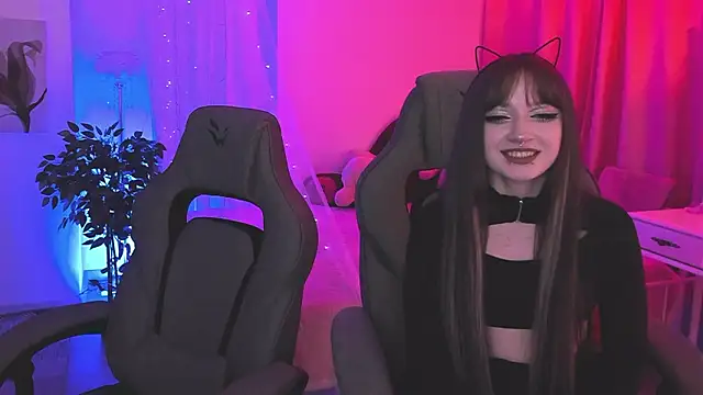 Snapshot of CinBellamy chatting on 4, 3, 2026 CinBellamy online show from 4, 3, 2026