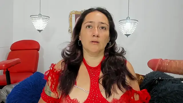 naughty milf esmeralda online show from 30, 4, 2026