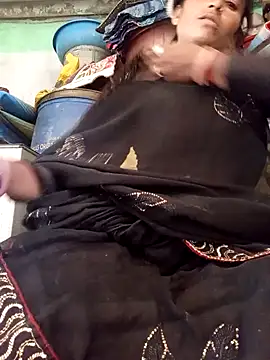 Snapshot of MISS_LOVE_001 chatting on 25, 9, 2025 MISS LOVE 001 online show from 25, 9, 2025