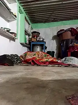 MISS LOVE 001 online show from 10, 1, 2026