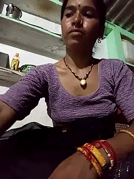 Snapshot of MISS_LOVE_001 chatting on 15, 9, 2025 MISS LOVE 001 online show from 15, 9, 2025