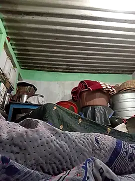 MISS LOVE 001 online show from 12, 1, 2026