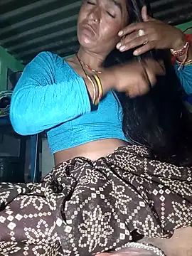 Snapshot of MISS_LOVE_001 chatting on 3, 10, 2025 MISS LOVE 001 online show from 3, 10, 2025