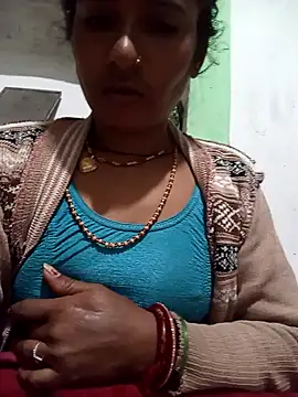 MISS LOVE 001 online show from 5, 12, 2025