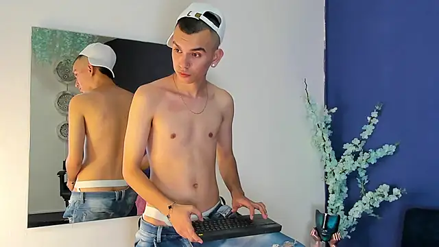 RowanCley online show from 15, 11, 2025